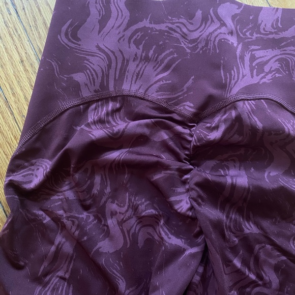 Gym shark power high rise leggings, size small, burgundy - Picture 5 of 5